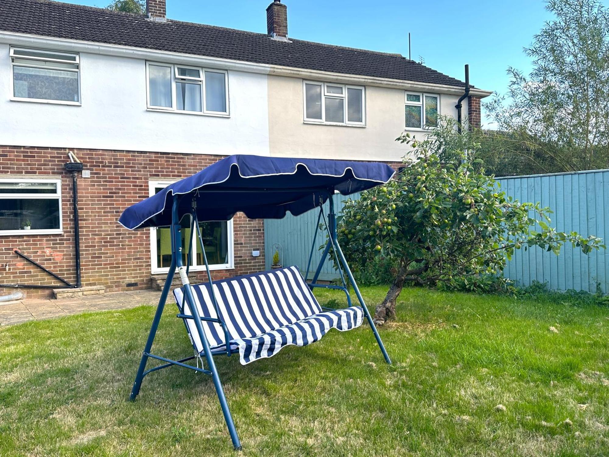 Stylish 3-Bedroom House With Garden & Free Parking'S, Prime Location With Private Garden Kidlington Eksteriør billede