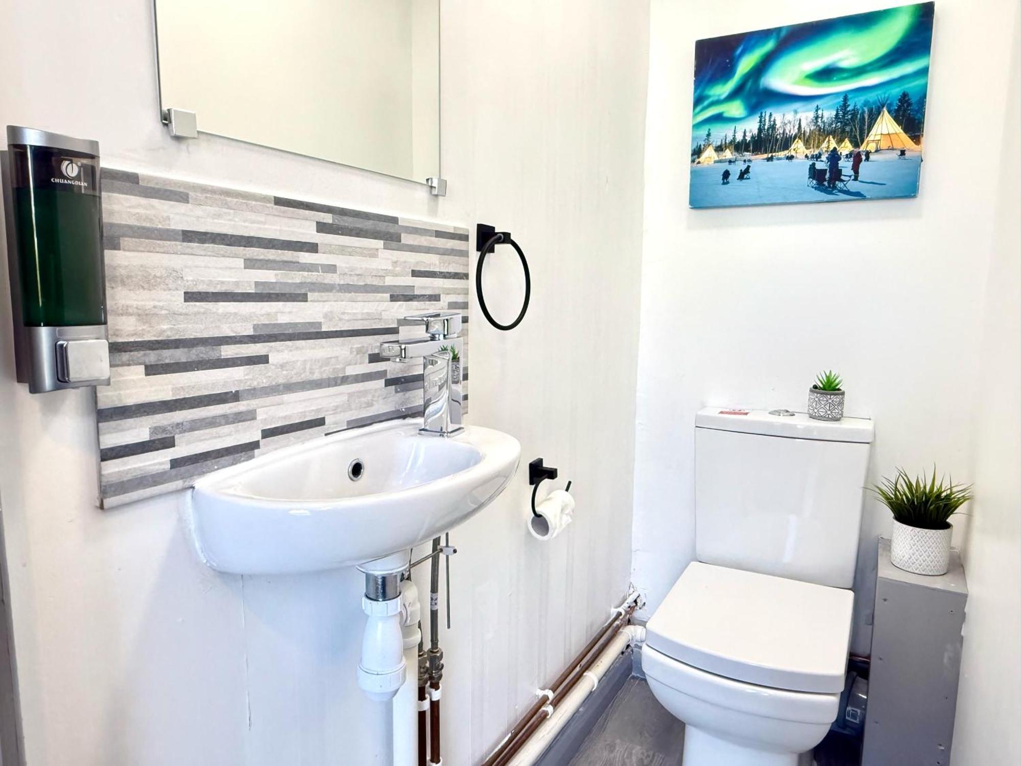 Stylish 3-Bedroom House With Garden & Free Parking'S, Prime Location With Private Garden Kidlington Eksteriør billede